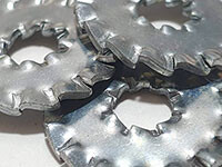Unterlegscheiben & Ringe