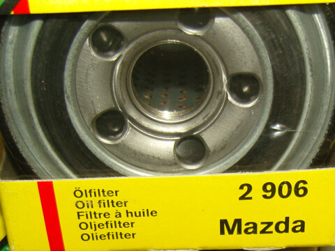 BOSCH Ölfilter 2 906 Mazda 626 929