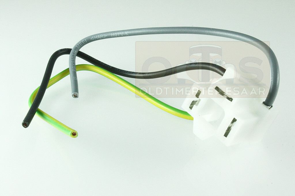 https://www.oldtimerbedarf.de/media/image/product/2410/lg/stecker-mit-kabel-fuer-bilux-h4-gluehbirne-einbaufertig.jpg