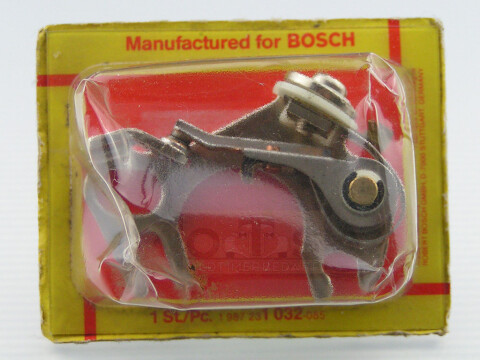 Bosch Kontaktsatz Mazda 323 929 ab 1976 NOS