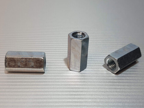 M6x20 mm Verbindungsmutter Distanzmuffe 6-kant verzinkt