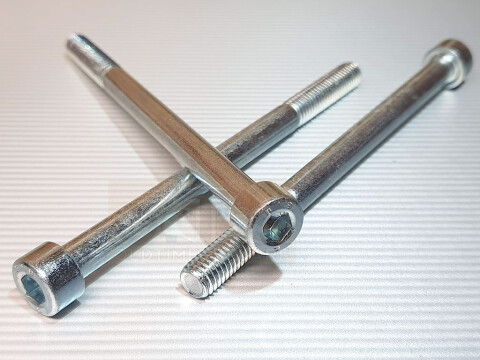 M4x70 TG Zylinderschrauben mit Innensechskant DIN 912/ISO 4762 vz 8.8